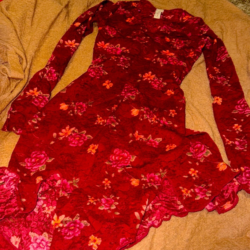 Sheer lace flower dress 🌺